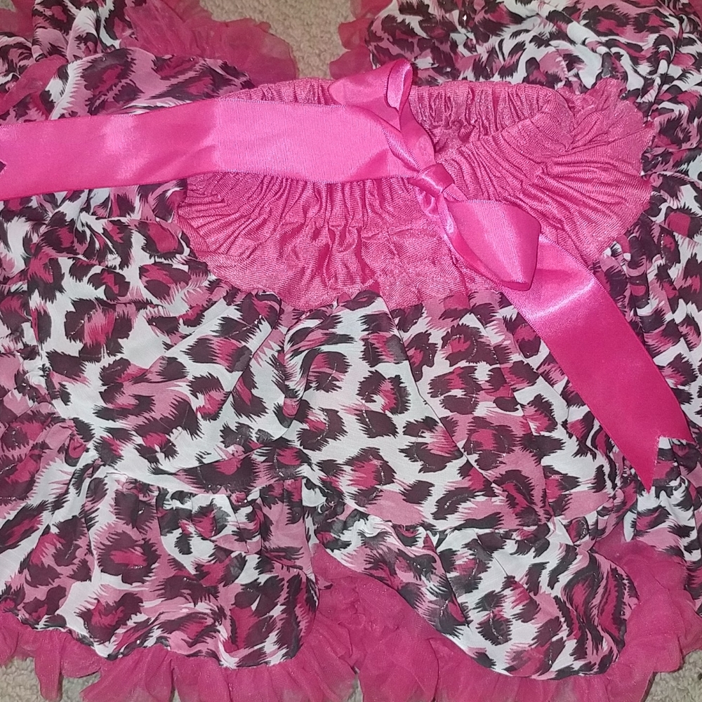 Girls Oopsy Daisy Hot Pink W/Animal Print Tutu 2t